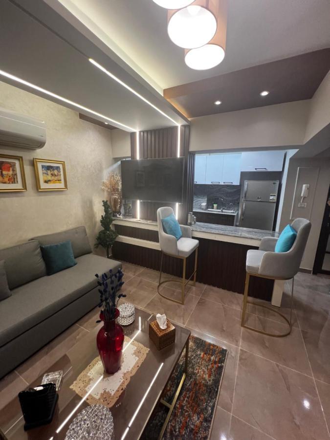 Luxury Flat With Garden And Private Entrance شقة فاخرة بحديقة و مدخل خاص Cairo Exterior foto