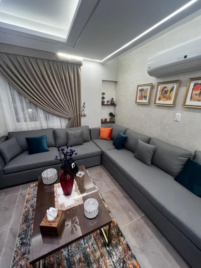 Luxury Flat With Garden And Private Entrance شقة فاخرة بحديقة و مدخل خاص Cairo Exterior foto