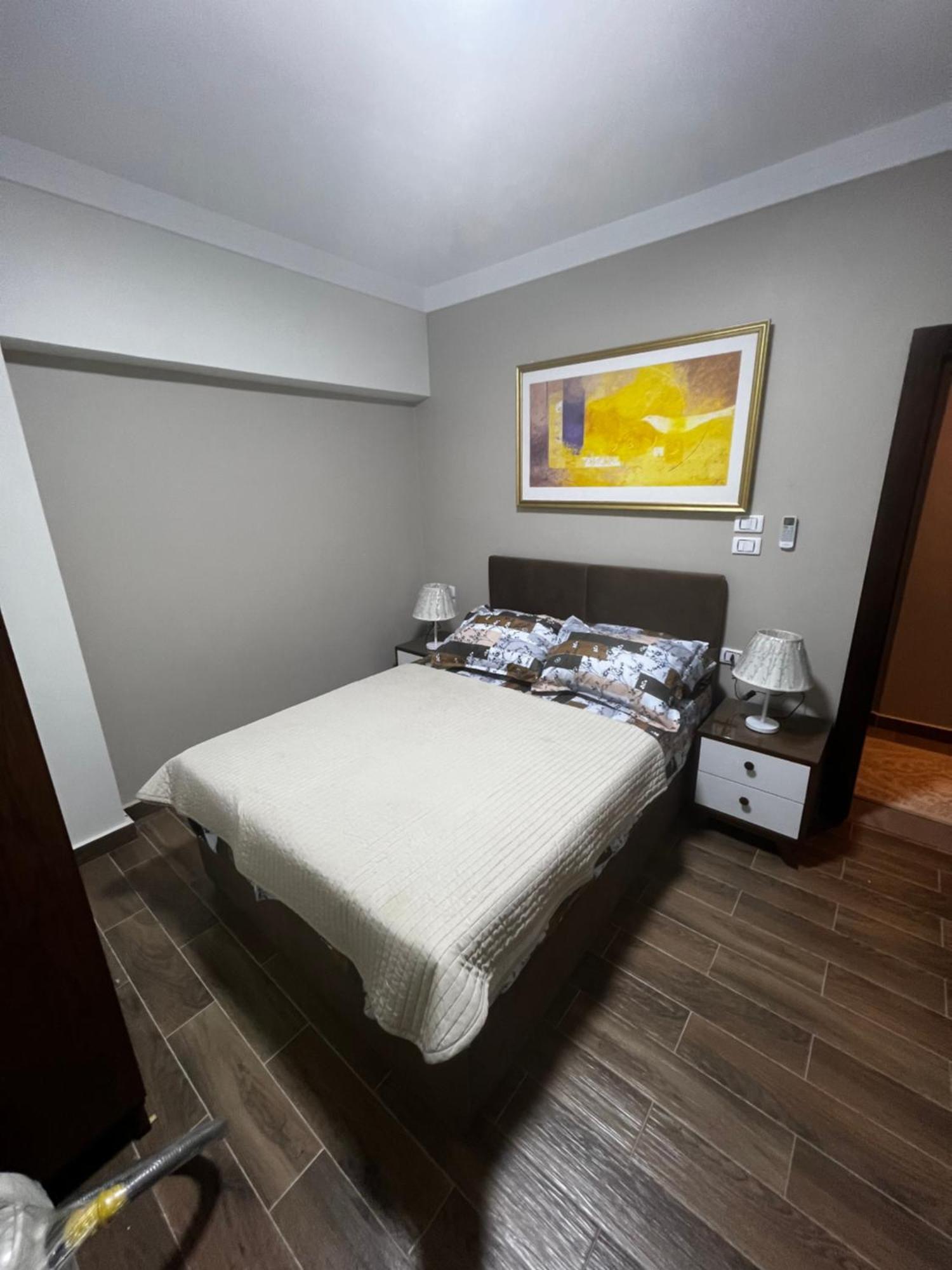 Luxury Flat With Garden And Private Entrance شقة فاخرة بحديقة و مدخل خاص Cairo Exterior foto